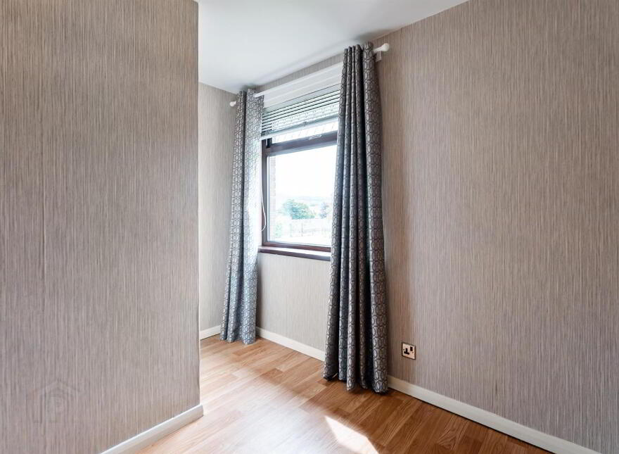 15 Lenamore Park, Newtownards, BT23 8NL