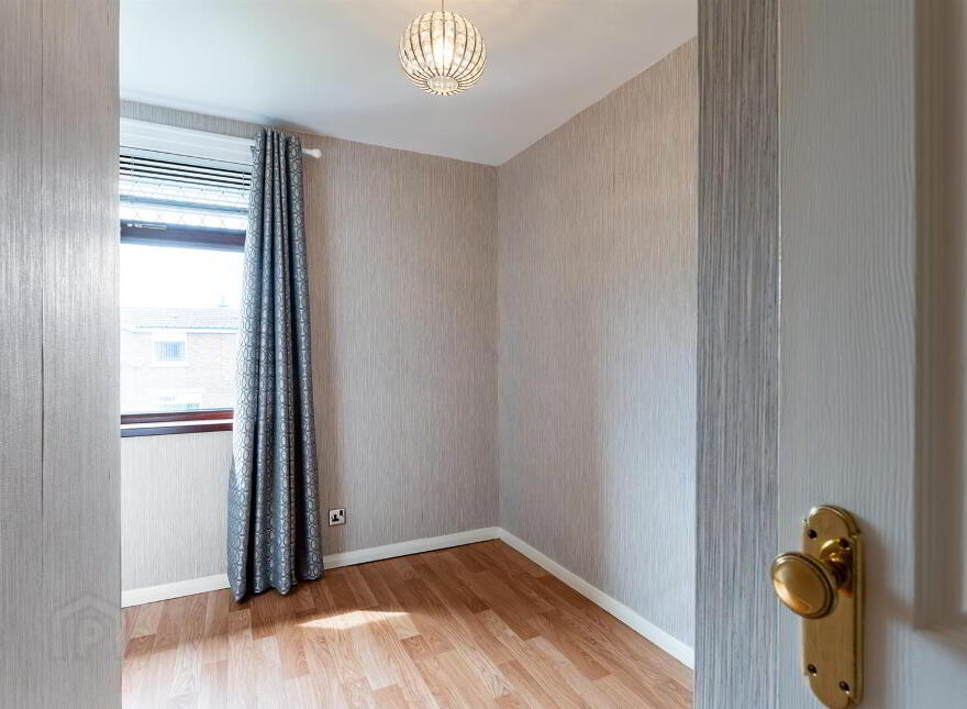 15 Lenamore Park, Newtownards, BT23 8NL