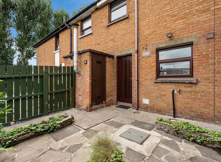15 Lenamore Park, Newtownards, BT23 8NL