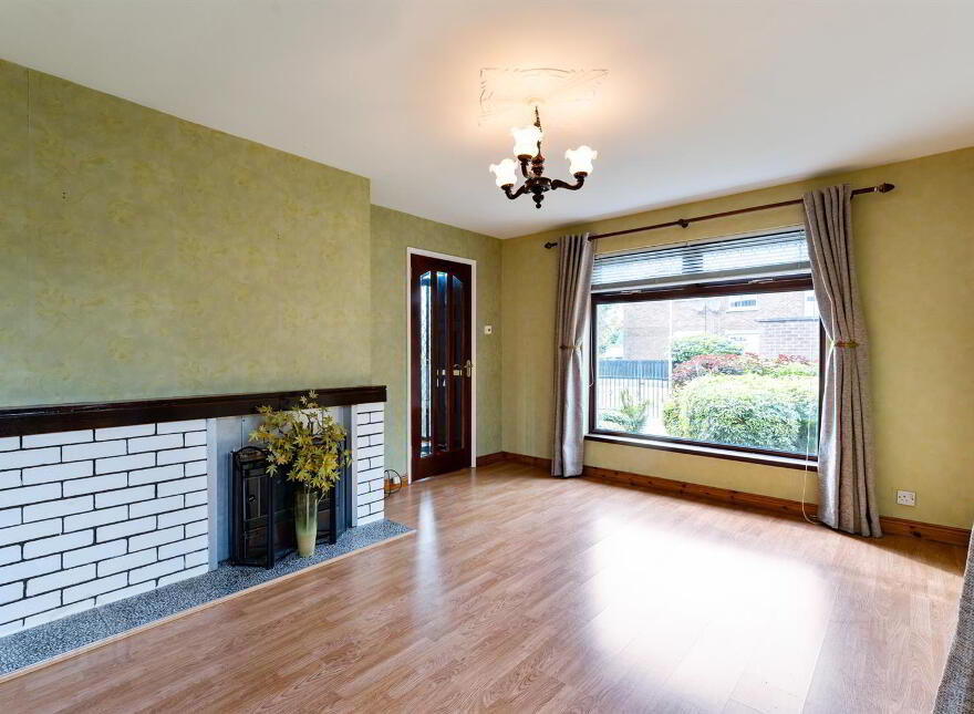 15 Lenamore Park, Newtownards, BT23 8NL