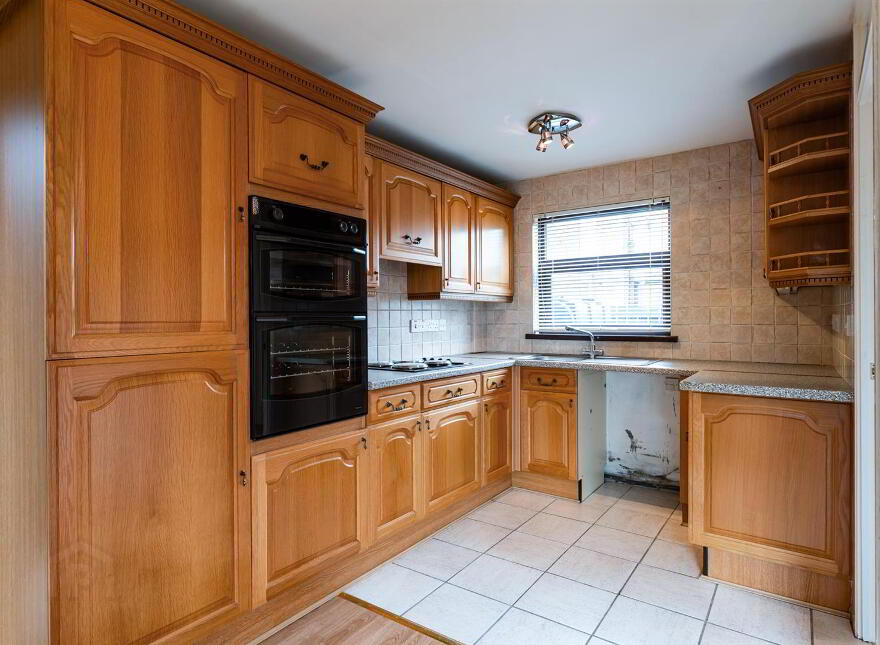 15 Lenamore Park, Newtownards, BT23 8NL