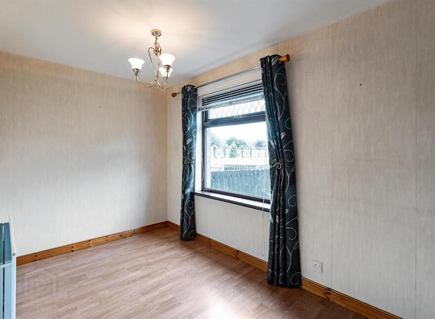 15 Lenamore Park, Newtownards, BT23 8NL