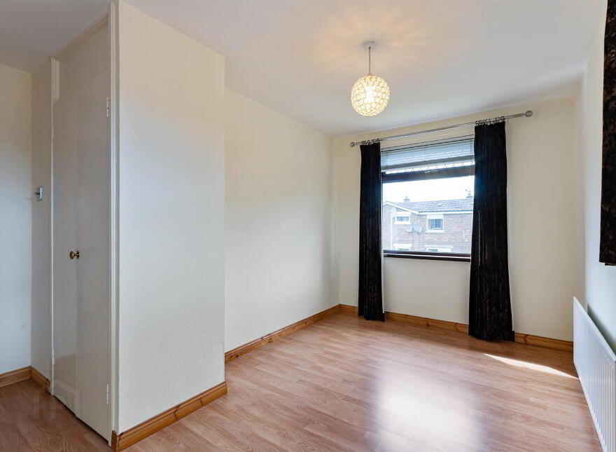 15 Lenamore Park, Newtownards, BT23 8NL