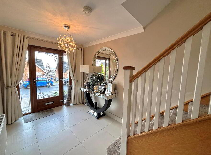 25 Lyndhurst View Avenue, Belfast, BT13 3XB