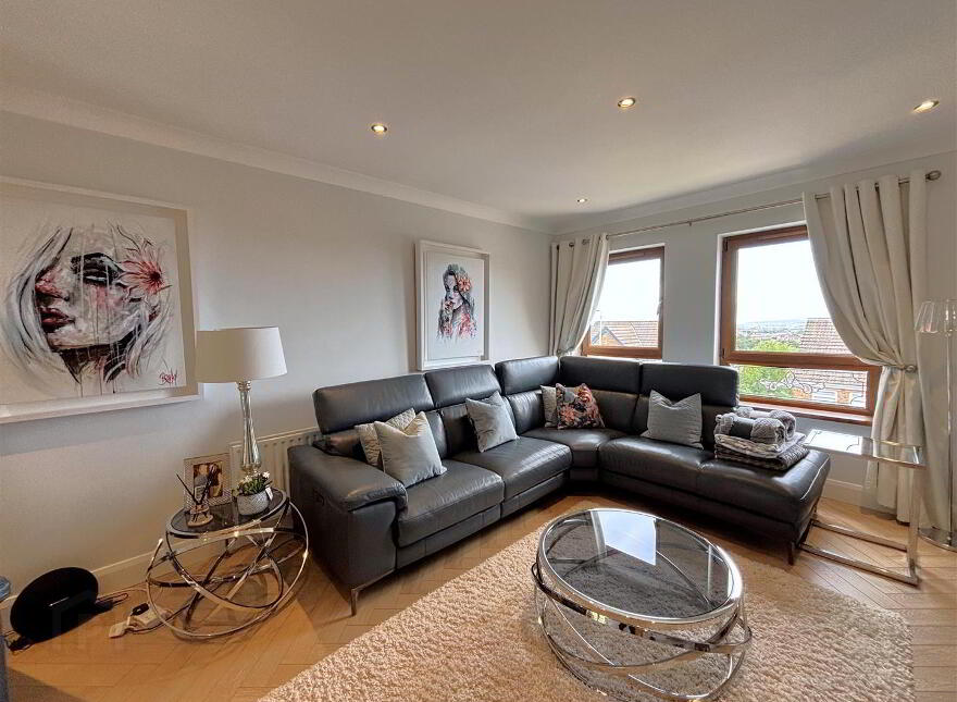 25 Lyndhurst View Avenue, Belfast, BT13 3XB