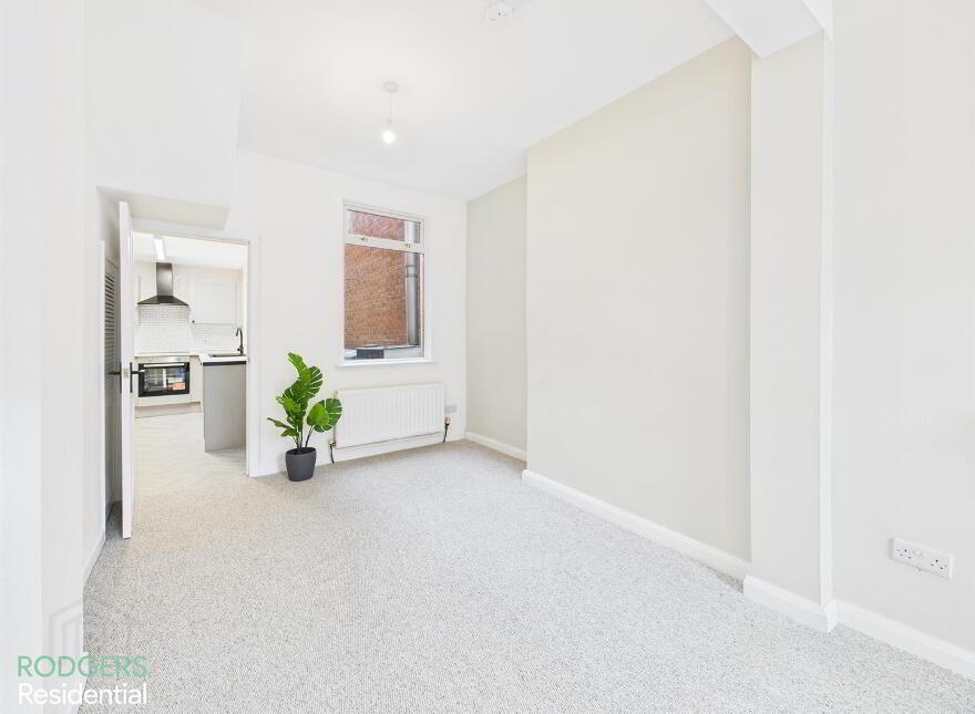 24 Batley Street, Belfast, BT5 5BW