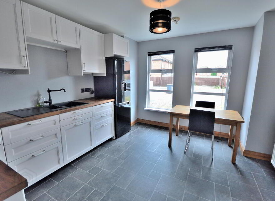 38 Balmoral Square, Bangor, BT19 7XL