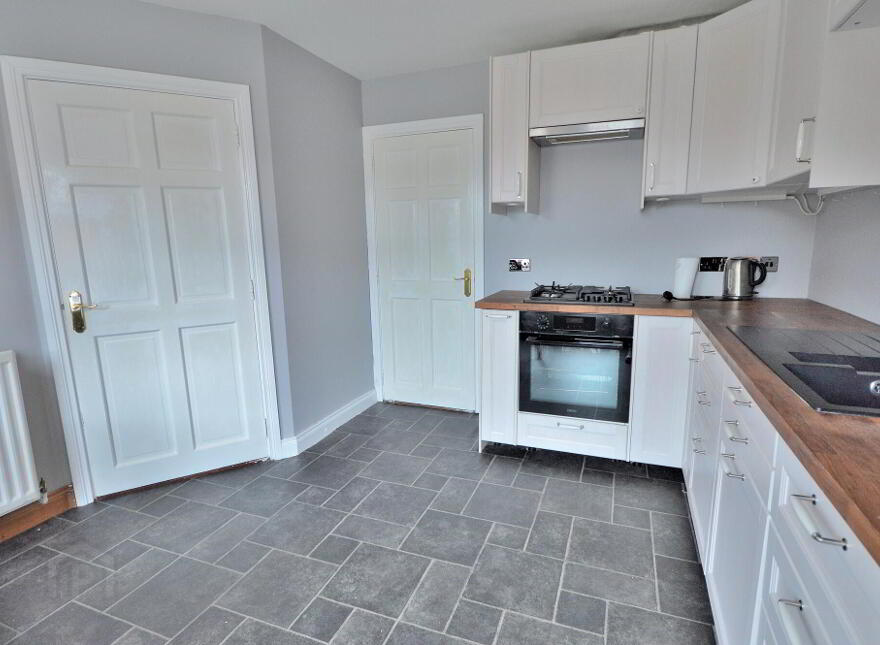 38 Balmoral Square, Bangor, BT19 7XL