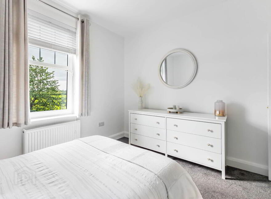 75 Sir Richard Wallace Gardens, Lisburn, BT28 3FL