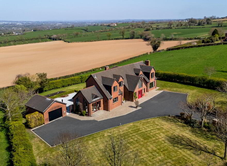 60 Ballyknock Road, Hillsborough, BT26 6EF