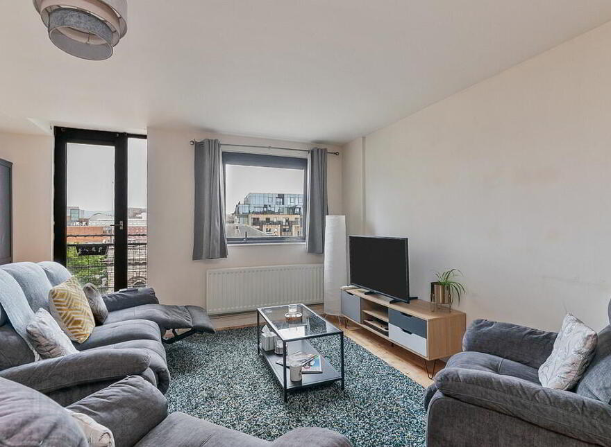 Apartment 60 17 Queens Square, Belfast, BT1 3FF