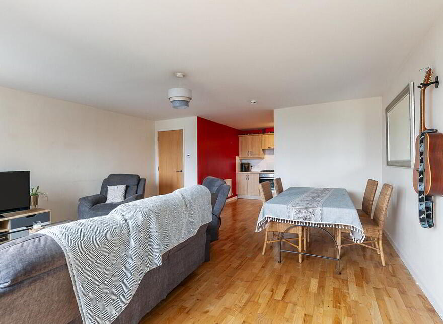 Apartment 60 17 Queens Square, Belfast, BT1 3FF