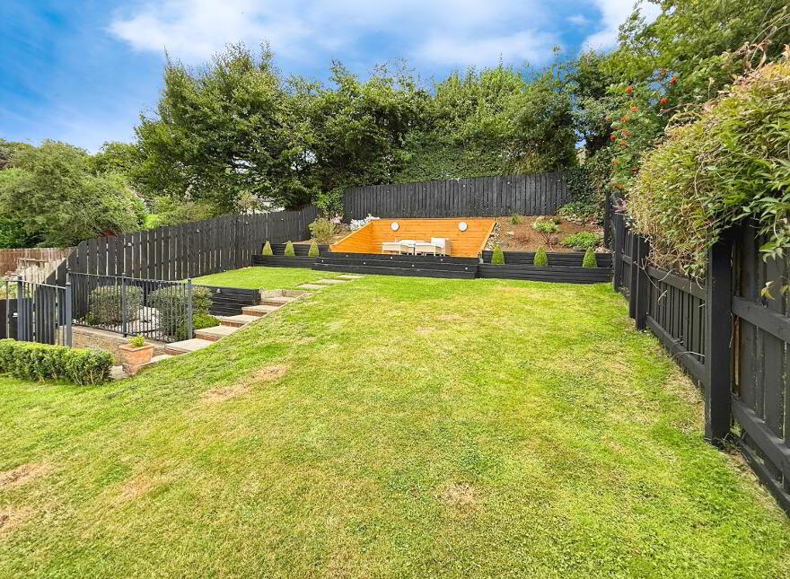2 Greenvale Grove, Antrim, BT41 1SW