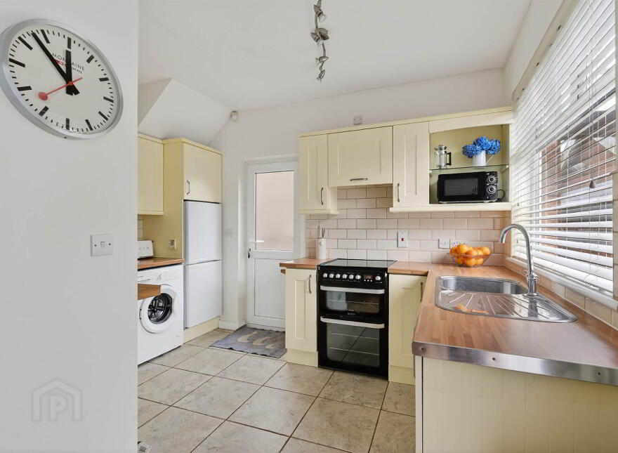 155 Barnetts Road, Stormont, Belfast, BT5 7BG
