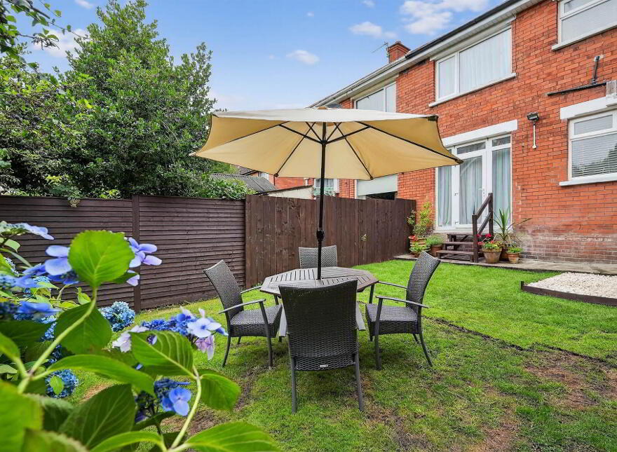 155 Barnetts Road, Stormont, Belfast, BT5 7BG