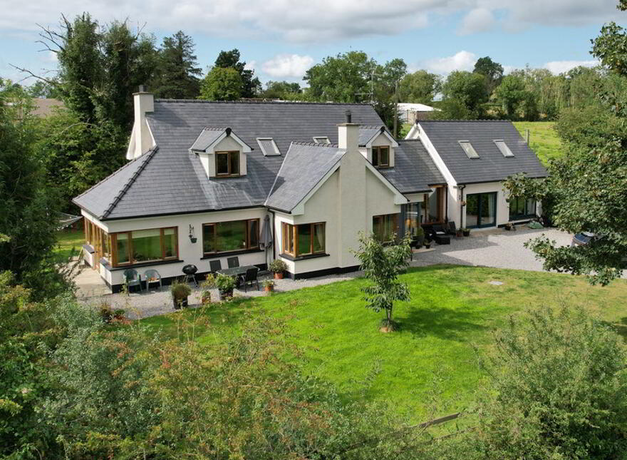 Glasstown, Milltown, Belturbet, H14D921 photo