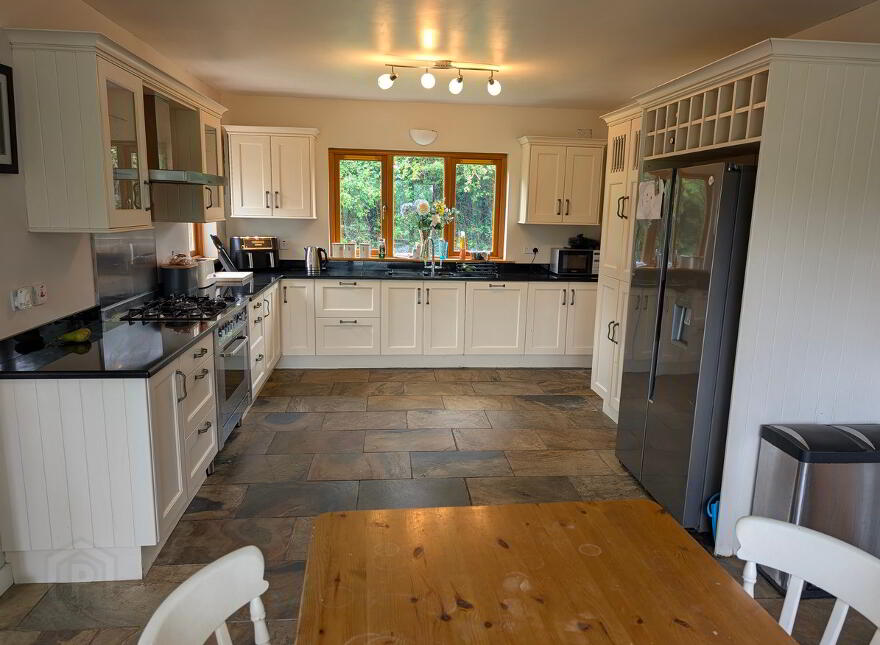 Glasstown, Milltown, Belturbet, H14D921