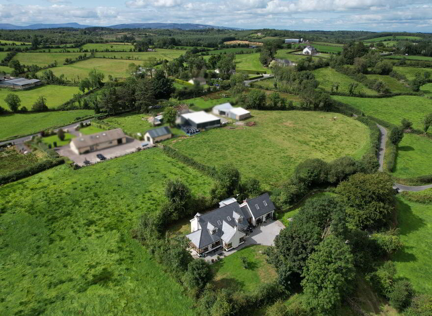 Glasstown, Milltown, Belturbet, H14D921