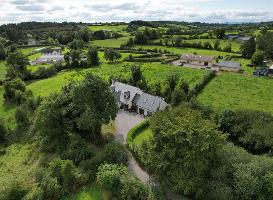 Glasstown, Milltown, Belturbet, H14D921