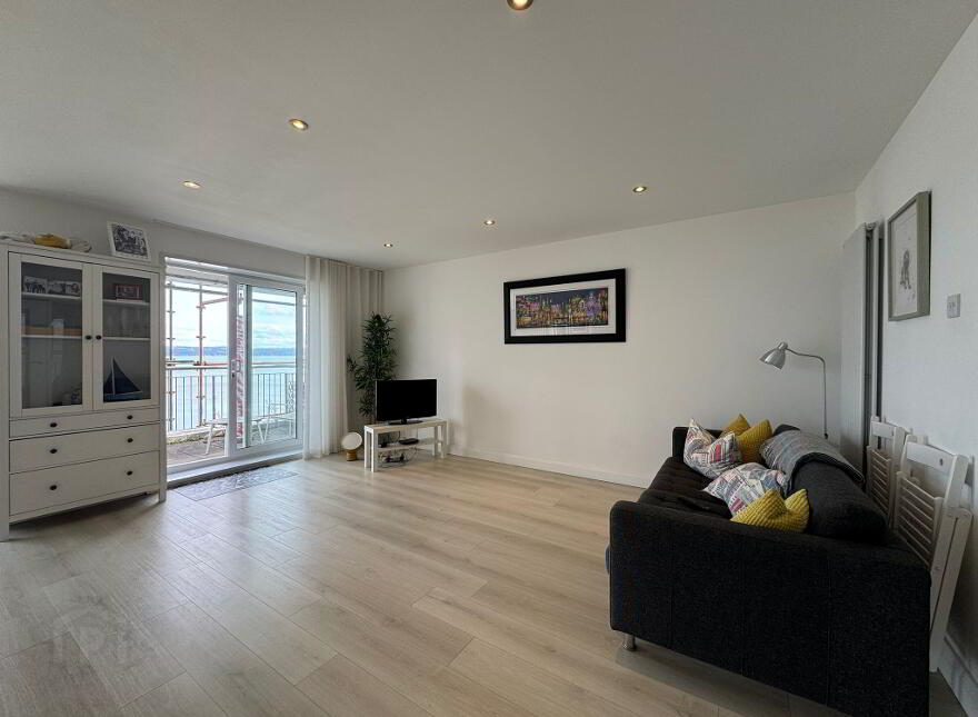Apt 3 Marine Sands, Carrickfergus, BT38 8BT