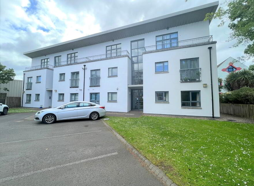 Apt 3 Marine Sands, Carrickfergus, BT38 8BT