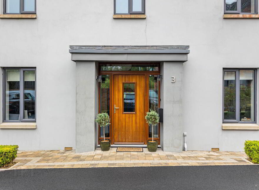 3 Charlottes Court, Hillsborough, BT26 6TR