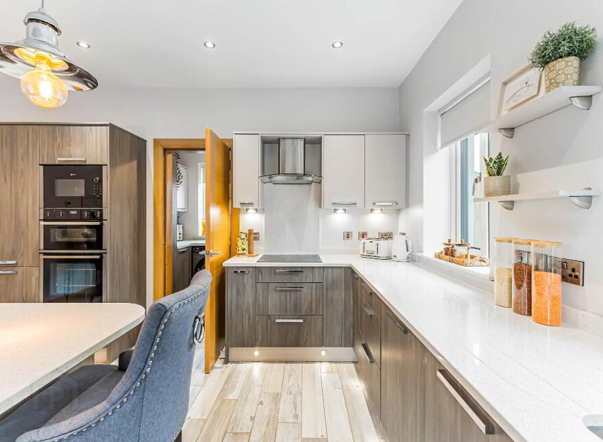3 Charlottes Court, Hillsborough, BT26 6TR