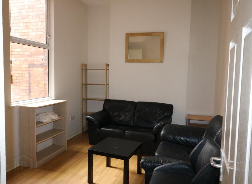 41 Delhi Street, Ormeau Road, Belfast, BT7 3AL photo