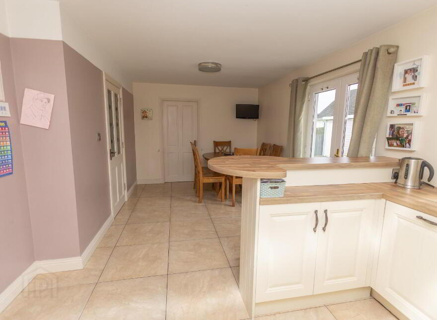 24 Glenveagh, Hilltown, Newry, BT34 5US
