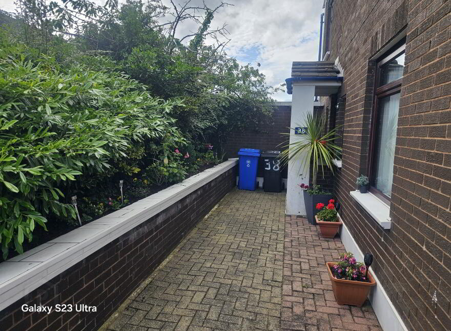 38 Inverleith Drive, Sydenham, Belfast, BT4 1RJ