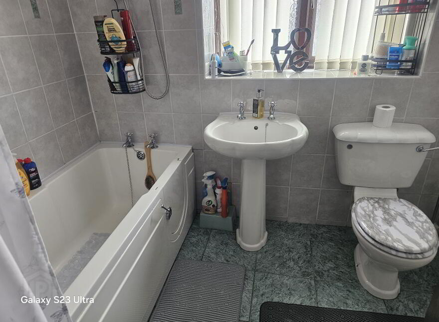 38 Inverleith Drive, Sydenham, Belfast, BT4 1RJ