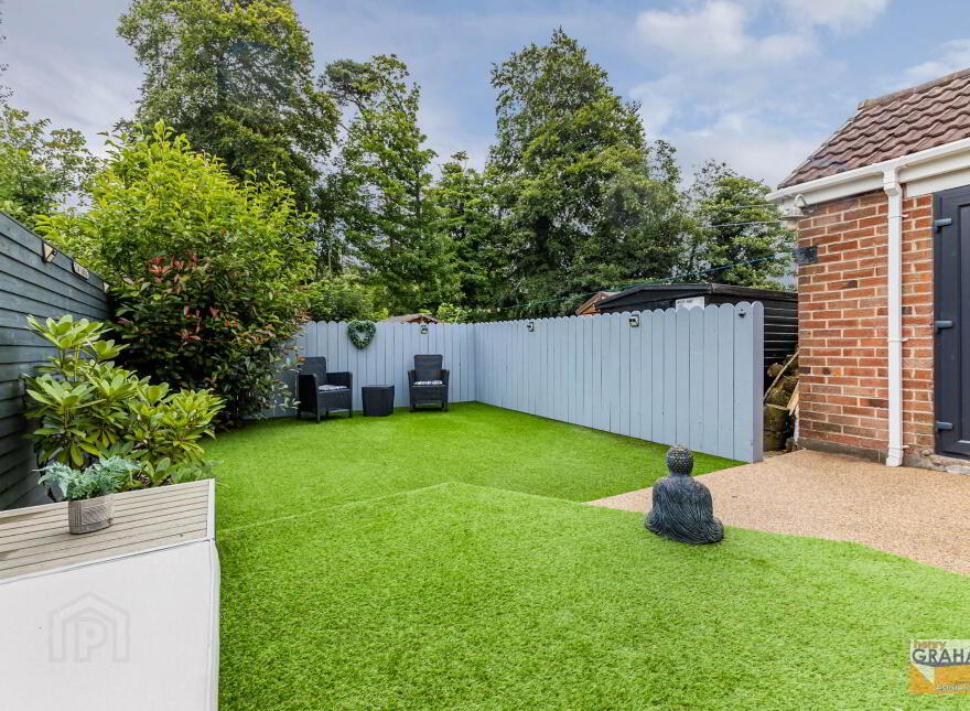 10 Beechdene Gardens, Lisburn, BT28 3JH