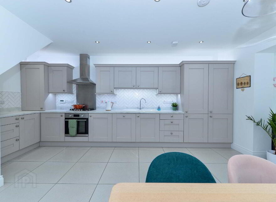 7 Millmount Village Drive, Dundonald, Belfast, BT16 1AP
