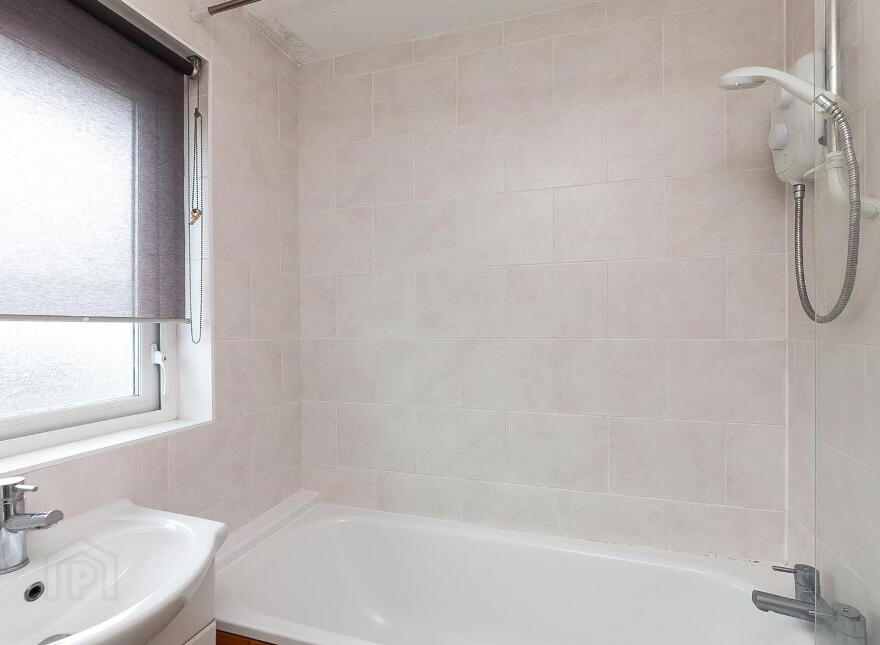 3 Ballyfore Parade, Newtownabbey, BT36 6XF