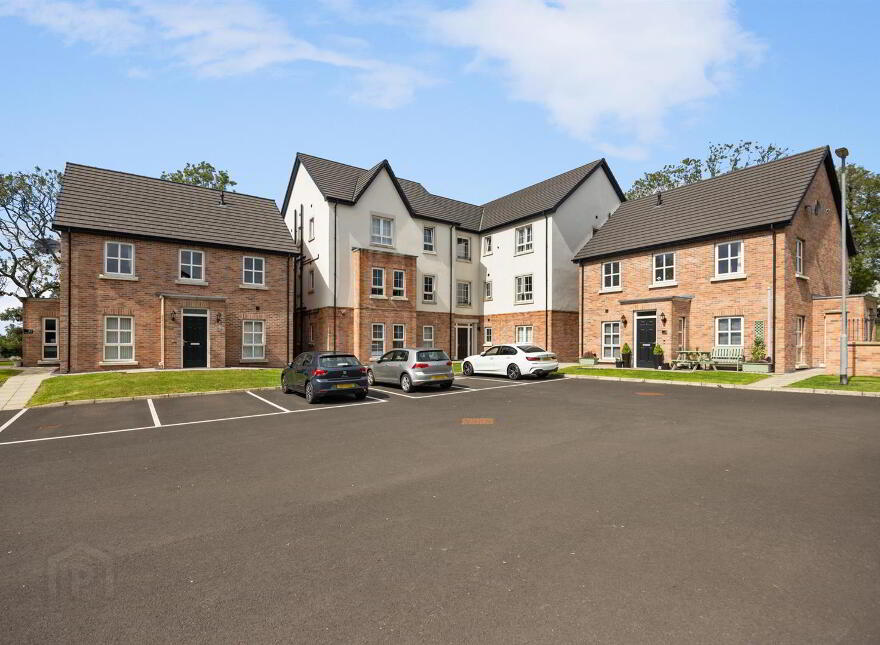 29 Ballyveigh Gardens, Antrim, BT41 2FH