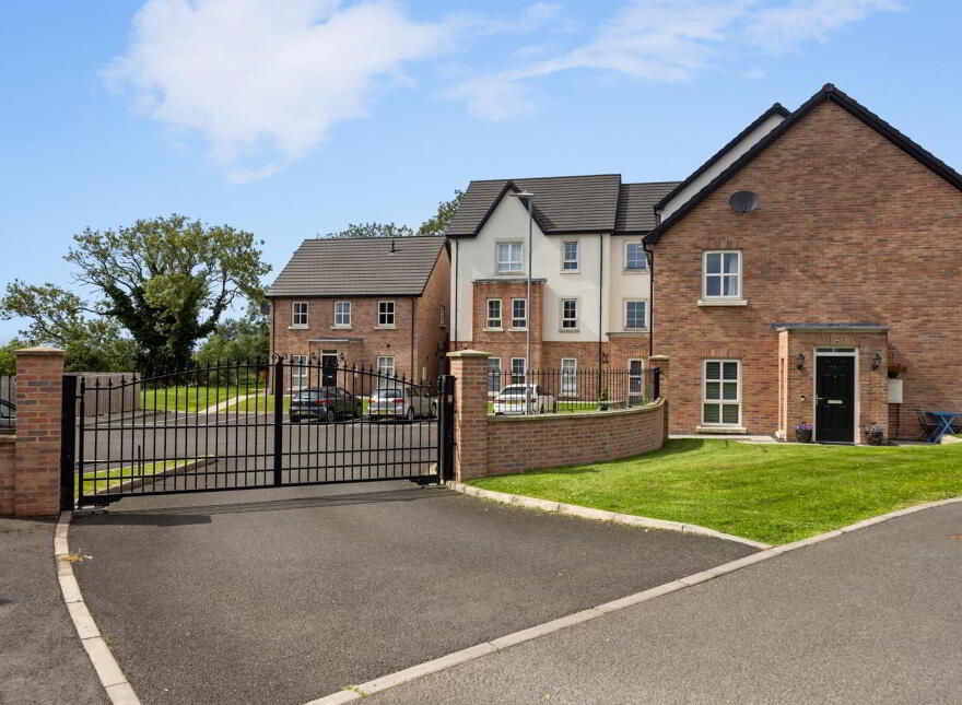 29 Ballyveigh Gardens, Antrim, BT41 2FH
