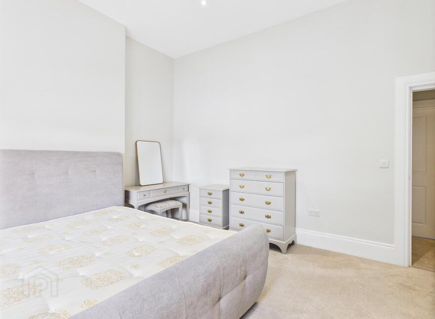 Ravenhill Terrace, 258 Ravenhill Road, Belfast, BT6 8GJ