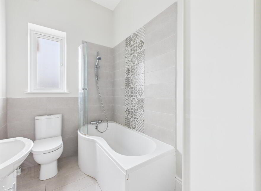 Ravenhill Terrace, 258 Ravenhill Road, Belfast, BT6 8GJ