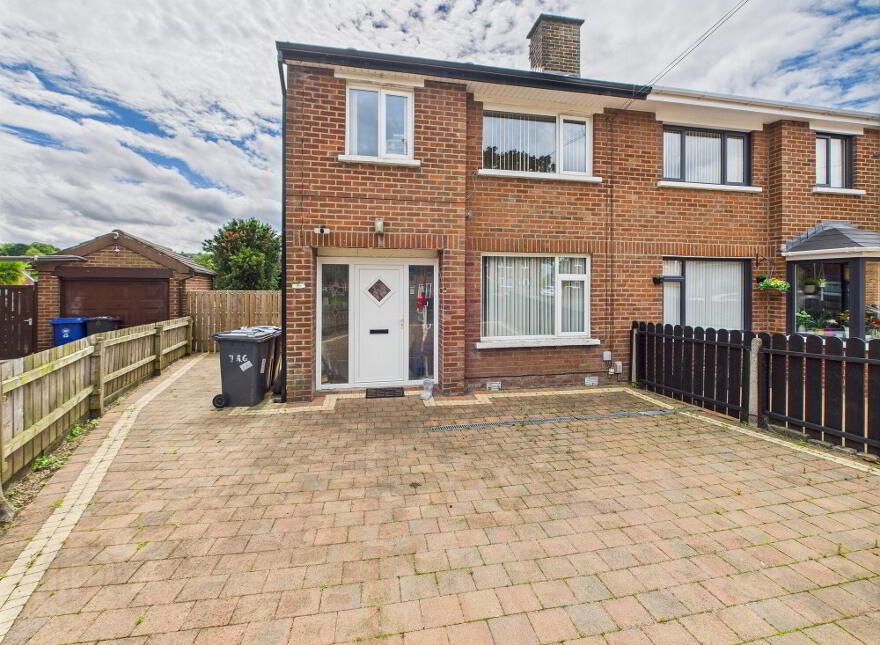 7 Roddens Gardens, Belfast, BT5 7JJ photo
