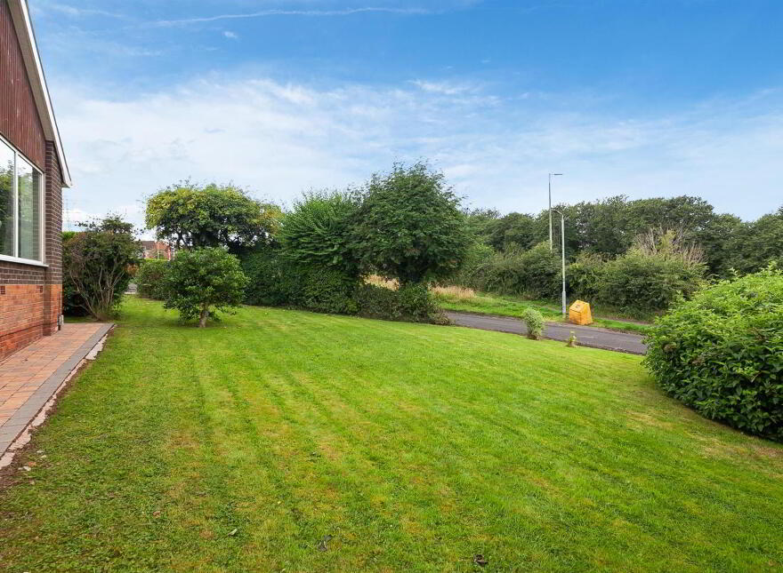 1 Waverley Grove, Newtownabbey, BT36 6RY