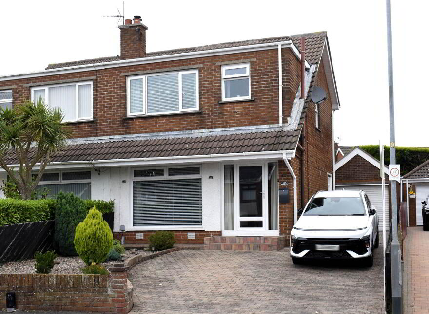 28 Abbeydale Park, Newtownards, BT23 8RE