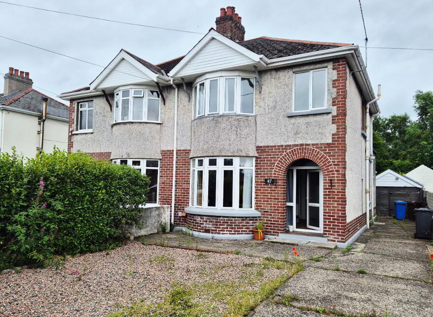 47 Portrush Road, Coleraine, BT52 1RB photo