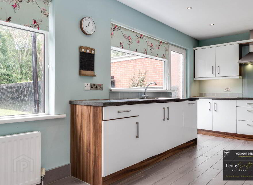 33 Ashbury Road, Bangor, BT19 6TZ