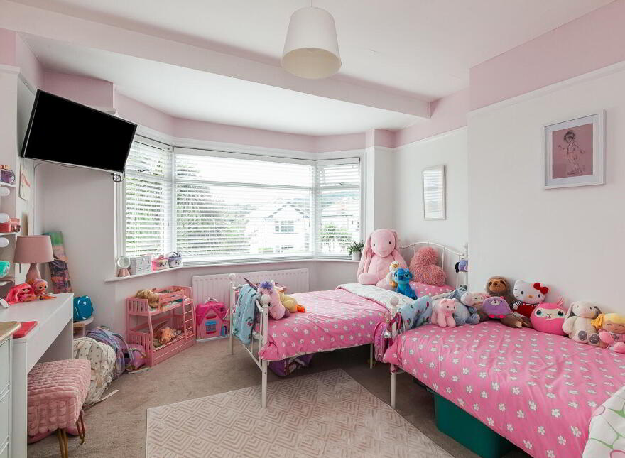 9 Cooldarragh Park North, Belfast, BT14 6TL