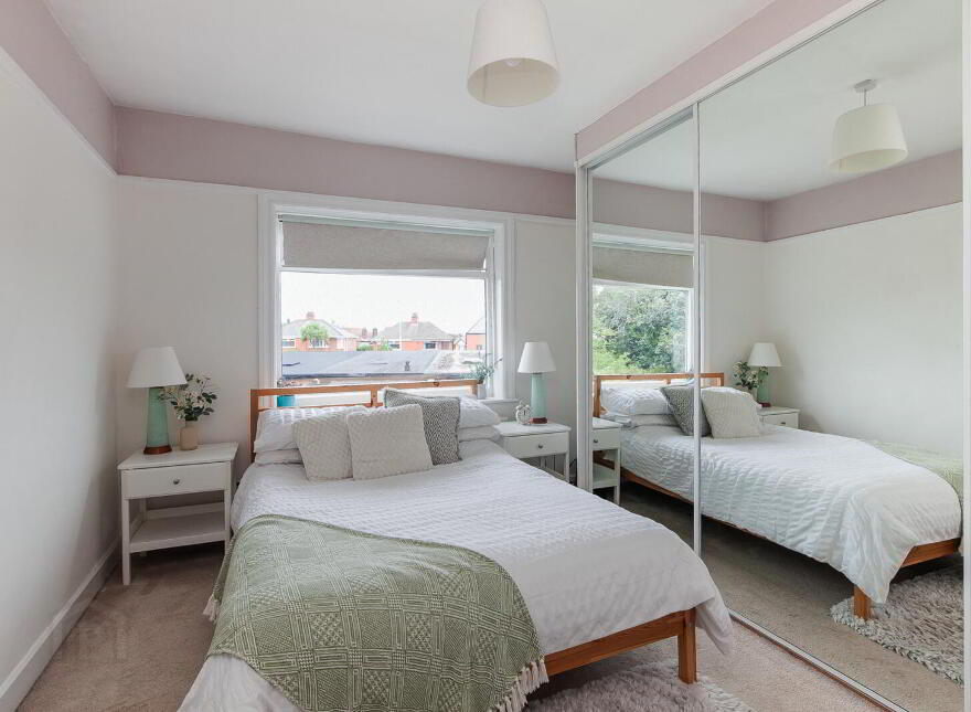 9 Cooldarragh Park North, Belfast, BT14 6TL