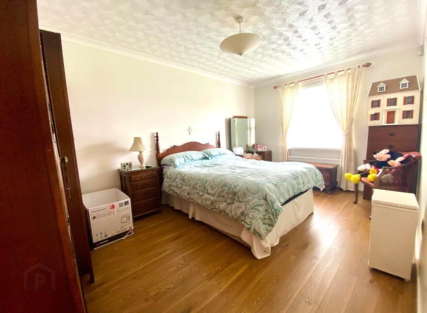 2 Henly Grove, Carrickfergus, BT38 8UQ