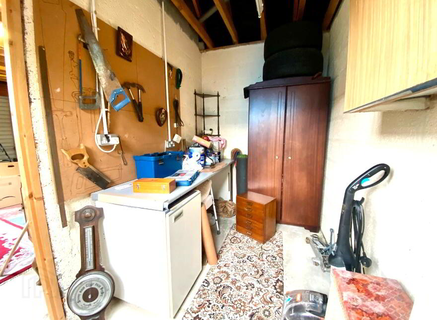 2 Henly Grove, Carrickfergus, BT38 8UQ