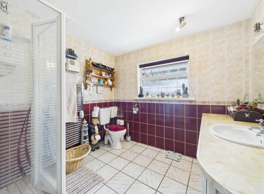 Tinhalla, Carrick-On-Suir, E32NY66