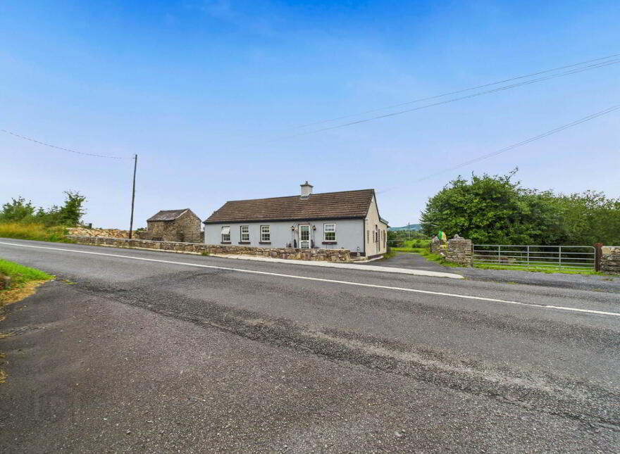 Tinhalla, Carrick-On-Suir, E32NY66