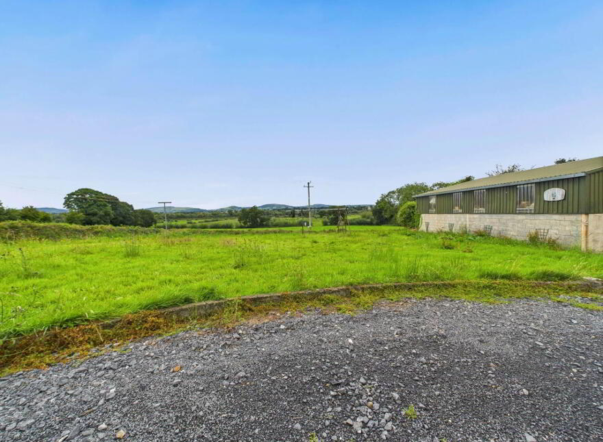 Tinhalla, Carrick-On-Suir, E32NY66